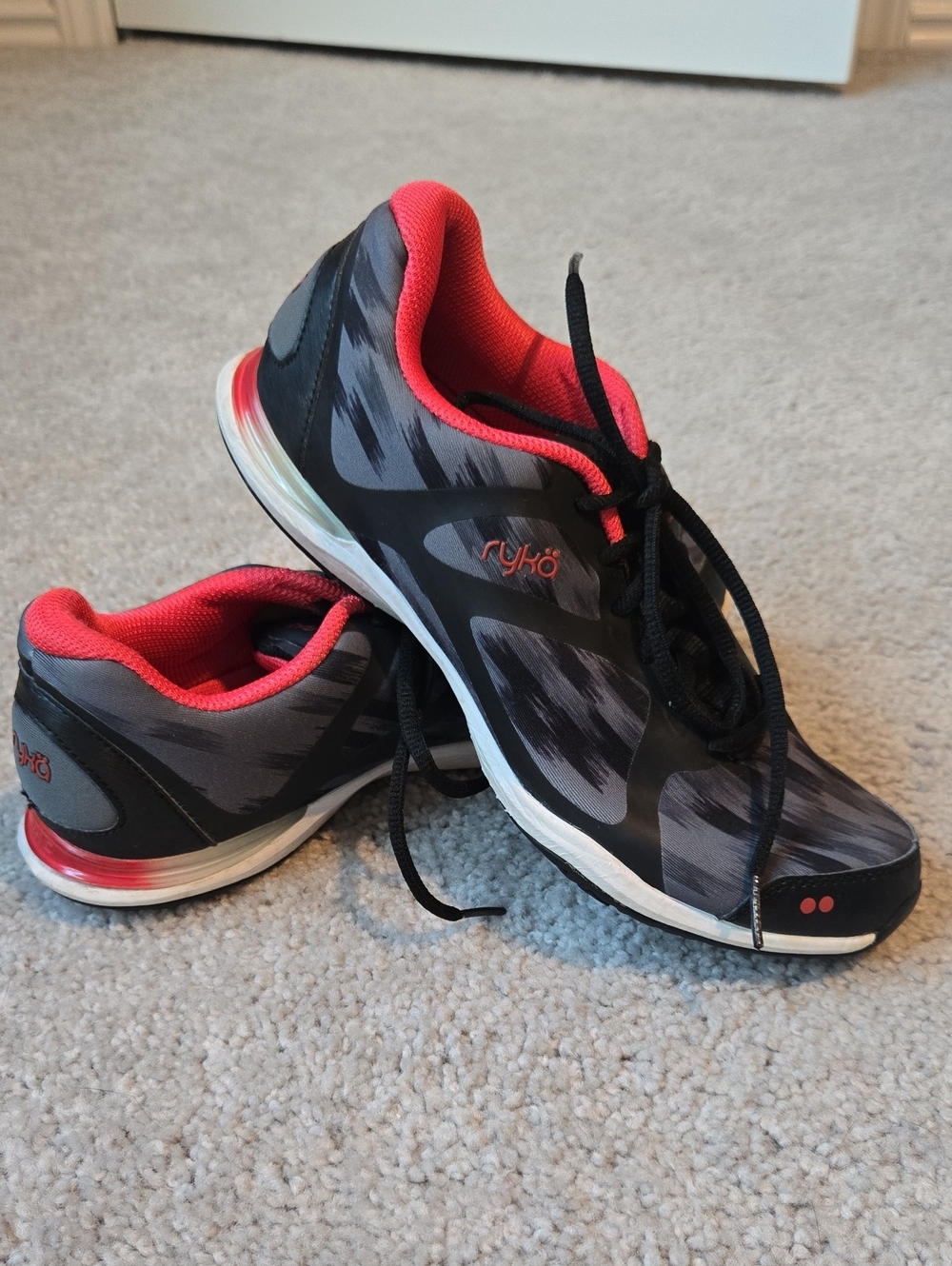 Womens Ryka Sneakers - Black, Gray & Red